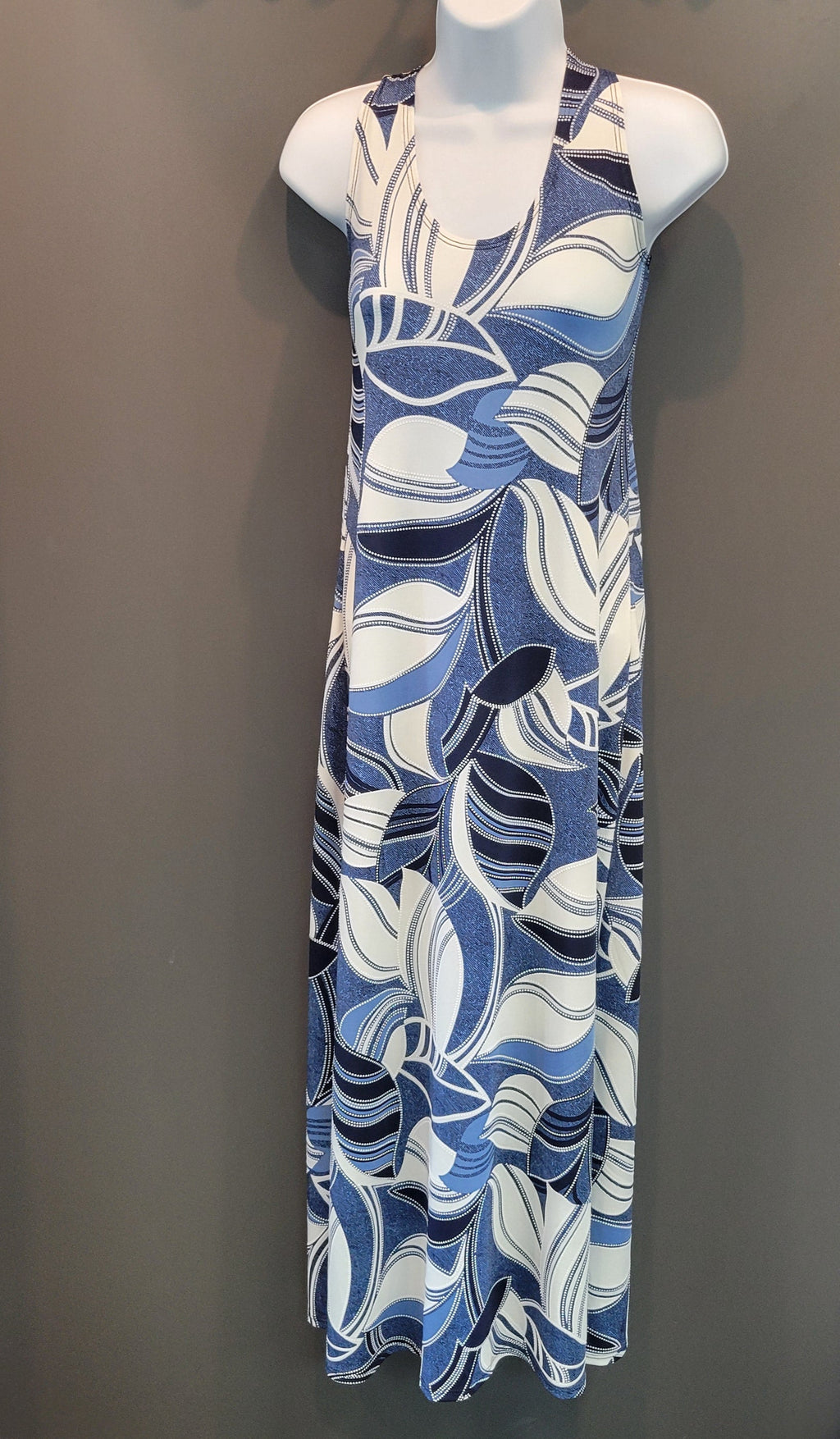Julia Divina Blue & White Pattern Maxi Dress